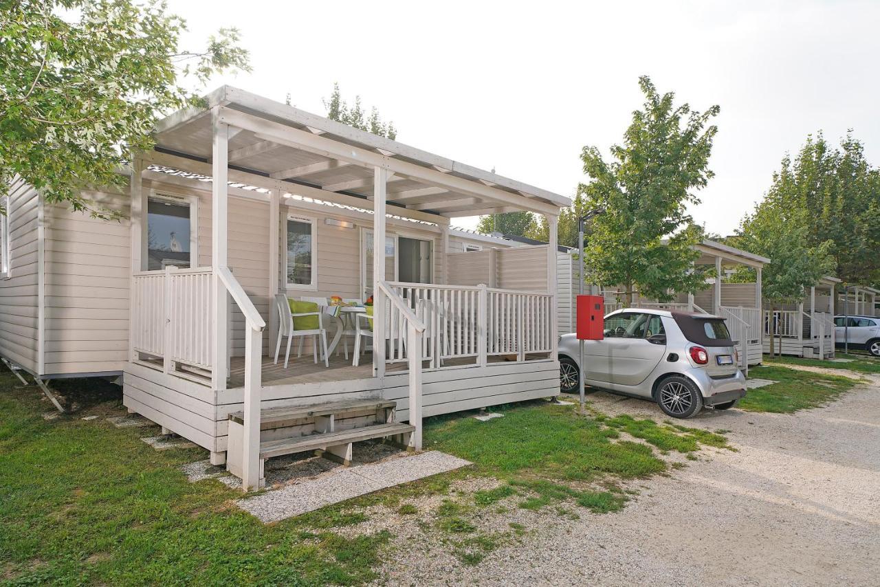 Butterfly Camping Village Peschiera del Garda Ngoại thất bức ảnh
