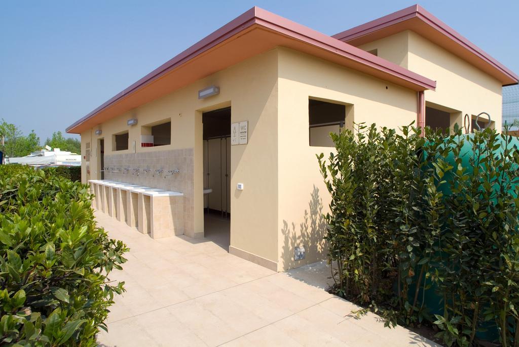 Butterfly Camping Village Peschiera del Garda Ngoại thất bức ảnh