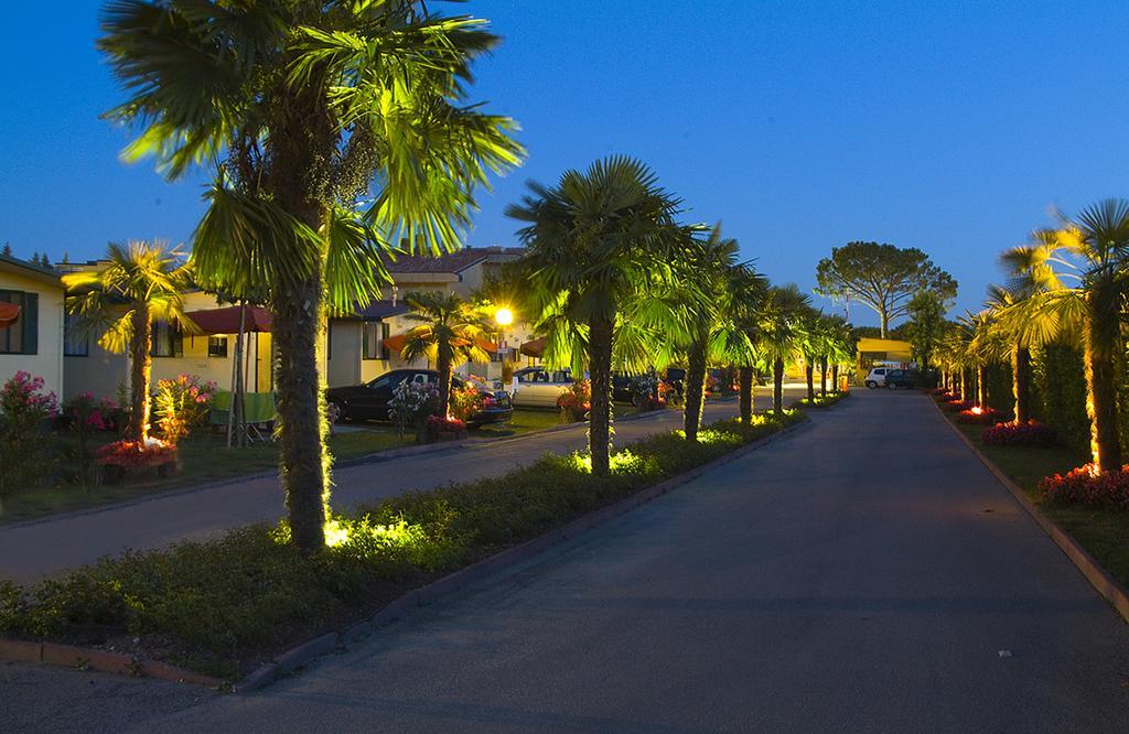 Butterfly Camping Village Peschiera del Garda Ngoại thất bức ảnh